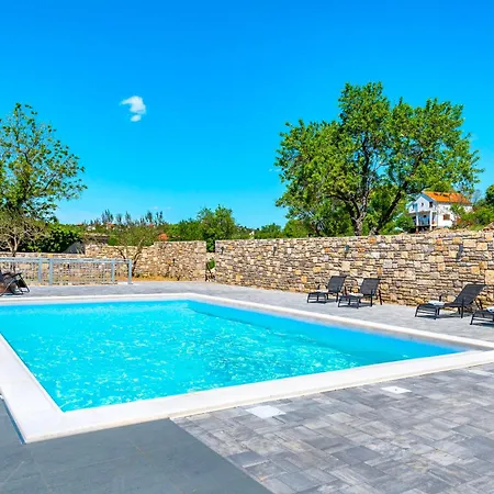 Villa Effort Skradin