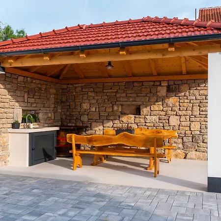 Effort Villa Skradin